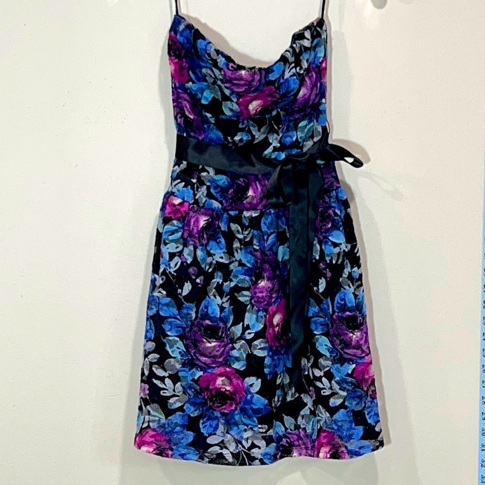 Sexy Floral Short Strapless Party Dress By As-U-Wish. Juniors Size 3.